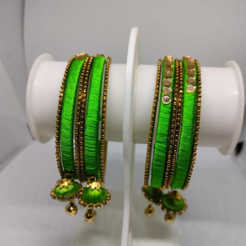 MAANYA BANGLES - PARROT GREEN